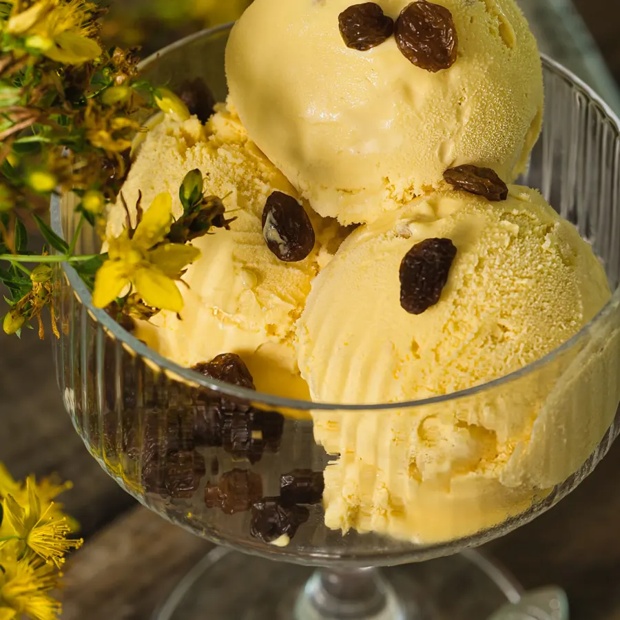 Glace – Rhum-raisin